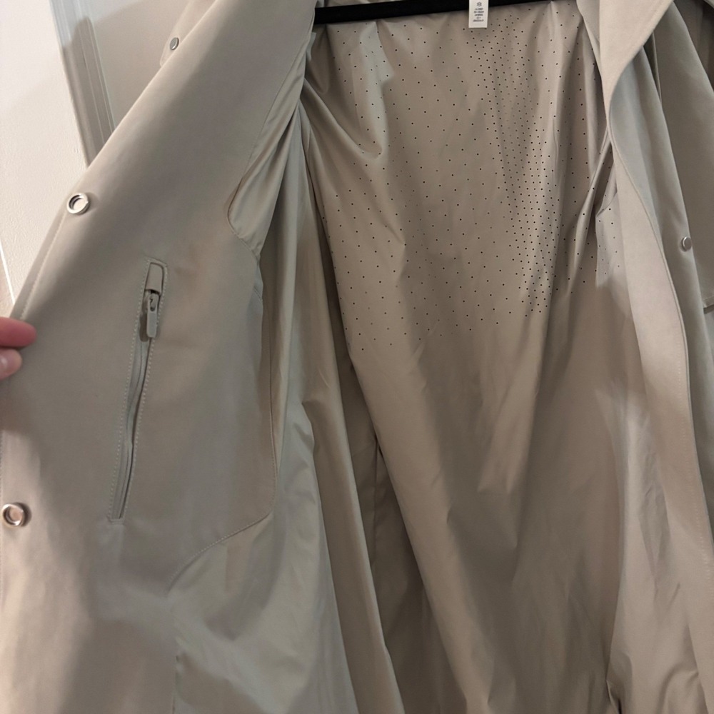 Lululemon Always There Short Trench Coat Size 10 Belted Jacket light beige EUC - Picture 10 of 10